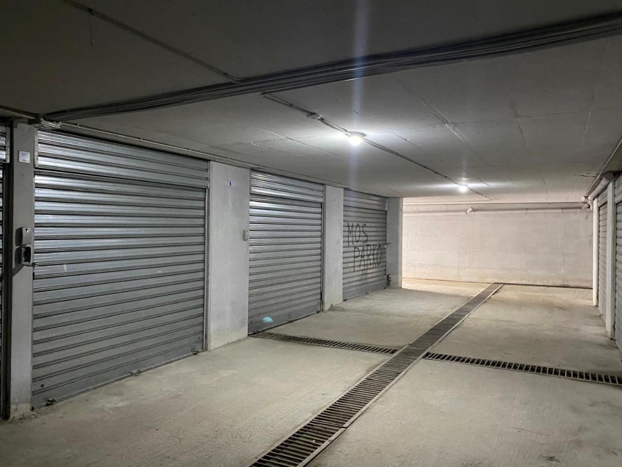 Luxury Seaview Vlora Flat Free Parking Διαμέρισμα Εξωτερικό φωτογραφία